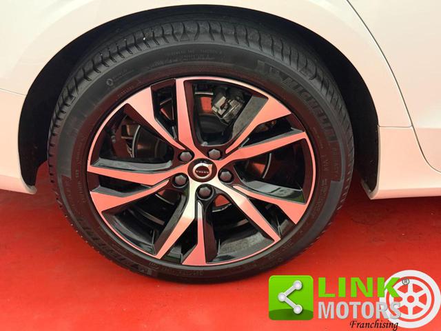 VOLVO V60 usata, con Controllo elettronico della corsia