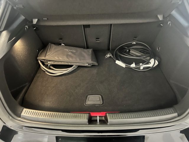 MERCEDES-BENZ A 250 usata, con Cronologia tagliandi
