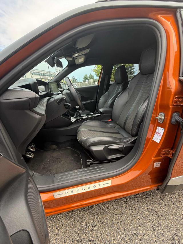 PEUGEOT 2008 usata, con Sistema di navigazione