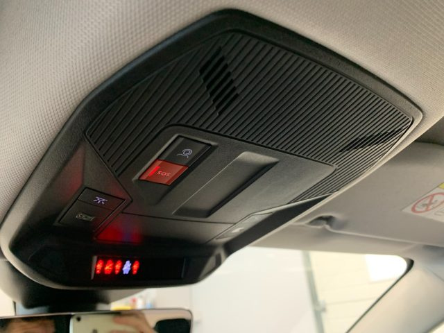 PEUGEOT 308 usata, con Autoradio digitale