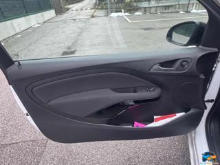 OPEL Adam usata, con Chiusura centralizzata