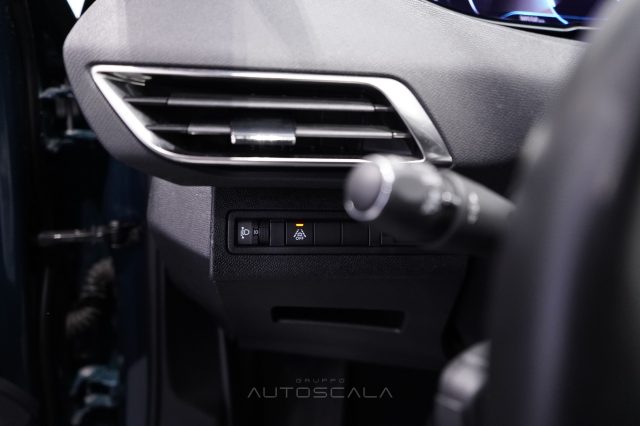 PEUGEOT 3008 usata, con Sistema di navigazione