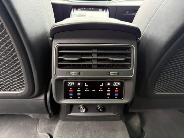 AUDI Q8 usata, con Park Distance Control