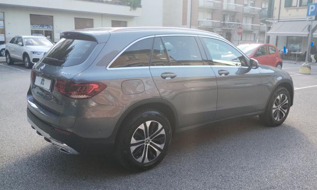MERCEDES-BENZ GLC 300 usata, con Alzacristalli elettrici