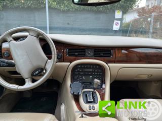 JAGUAR Sovereign usata, con Boardcomputer