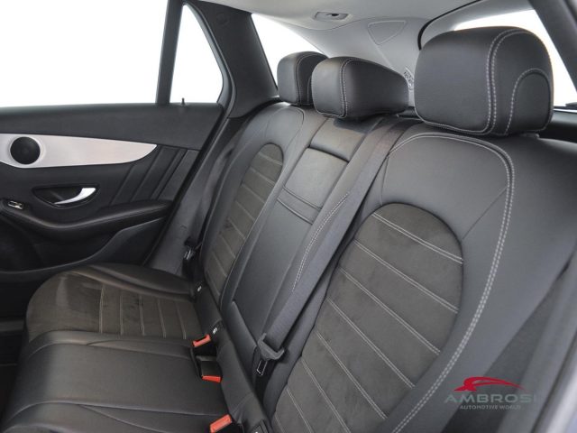 MERCEDES-BENZ GLC 220 usata 9