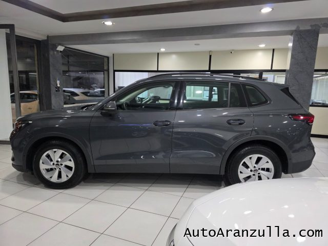 VOLKSWAGEN Tiguan usata, con Boardcomputer