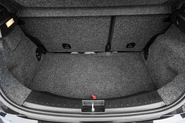 LANCIA Ypsilon usata, con ESP