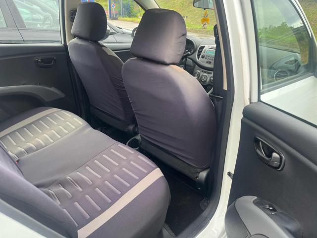 HYUNDAI i10 usata, con Chiusura centralizzata
