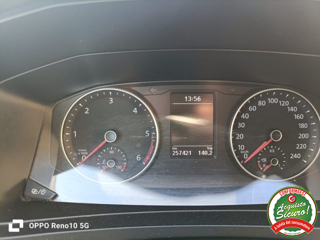 VOLKSWAGEN Caravelle usata, con Boardcomputer