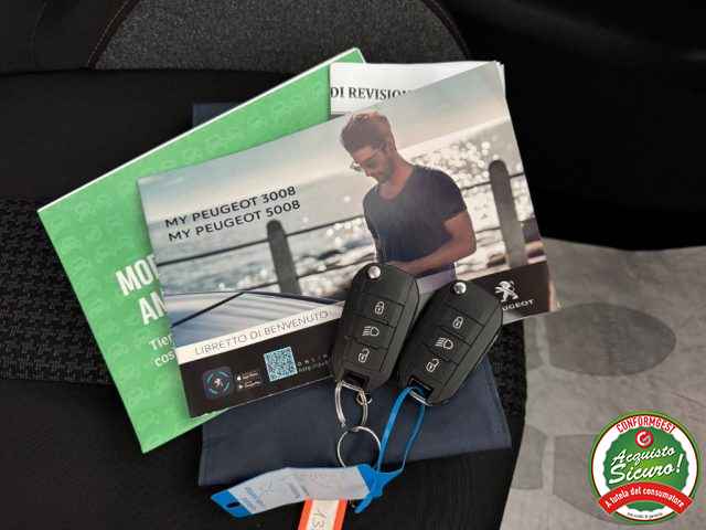 PEUGEOT 3008 usata, con Leve al volante