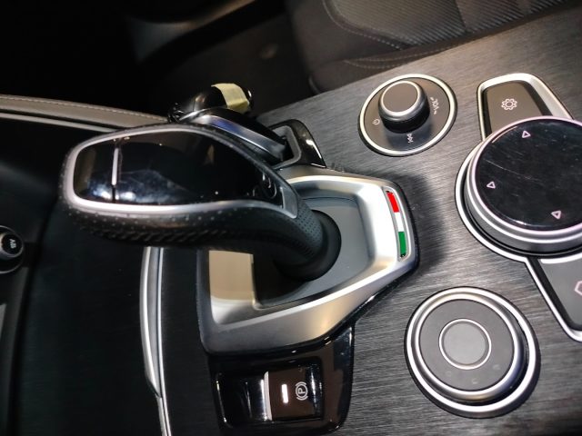 ALFA ROMEO Stelvio usata, con Servosterzo