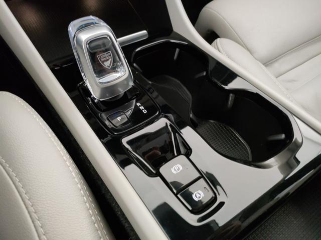 VOLVO XC40 usata, con Luci diurne LED