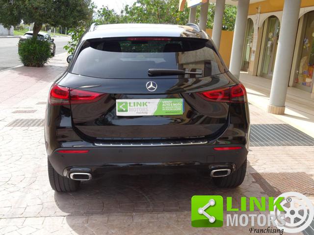 MERCEDES-BENZ GLA 180 usata, con Alzacristalli elettrici
