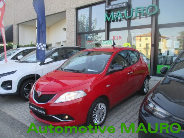 LANCIA Ypsilon usata, con ABS