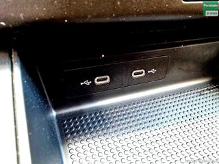SEAT Arona usata, con Sedile posteriore sdoppiato