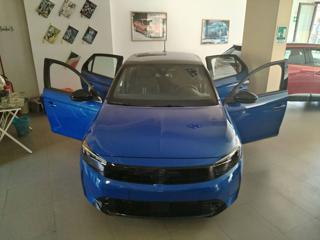 OPEL Corsa usata, con Airbag laterali