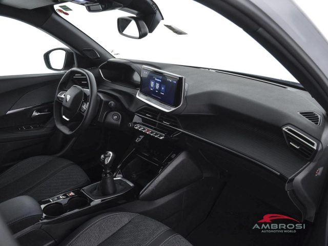 PEUGEOT 2008 usata 11