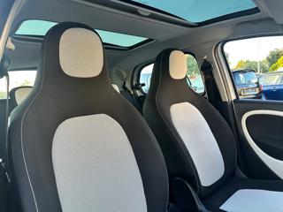 SMART ForFour usata, con Bluetooth