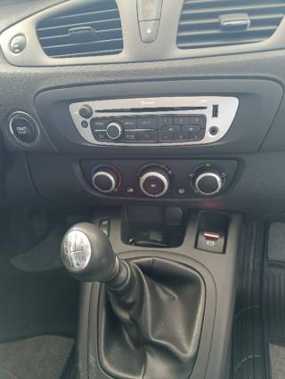 RENAULT Scenic usata, con Cruise Control