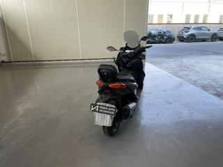 YAMAHA X-MAX 300 usata 6