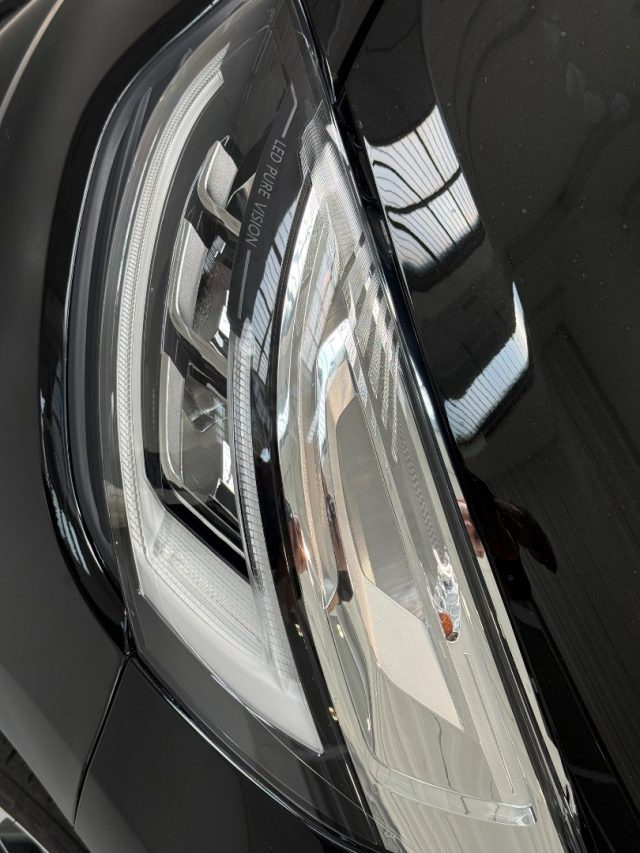 RENAULT Clio usata, con Autoradio digitale