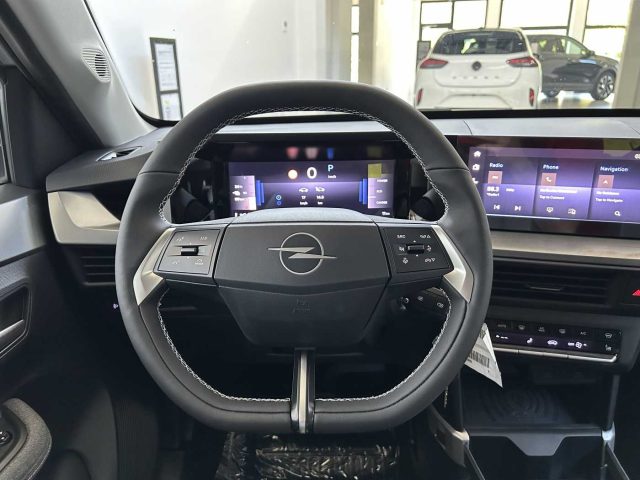 OPEL Frontera usata, con Bluetooth