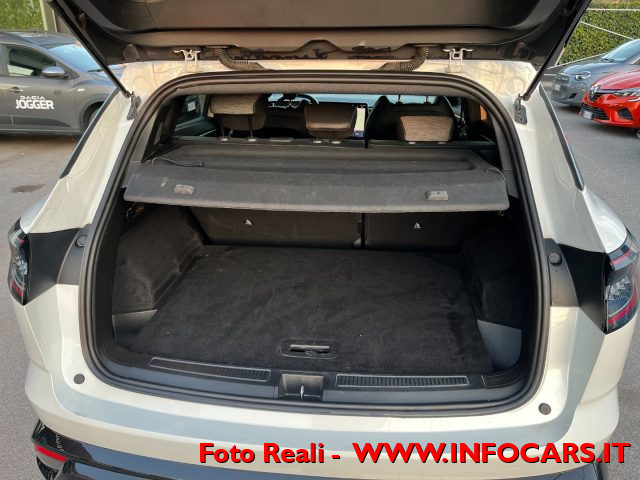 RENAULT Austral usata, con Luci diurne LED