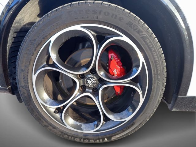 ALFA ROMEO Stelvio usata, con Fari LED