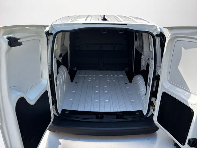 VOLKSWAGEN Caddy usata, con Park Distance Control