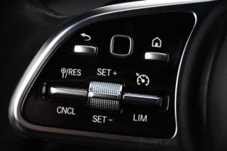 MERCEDES-BENZ GLC 300 usata, con USB