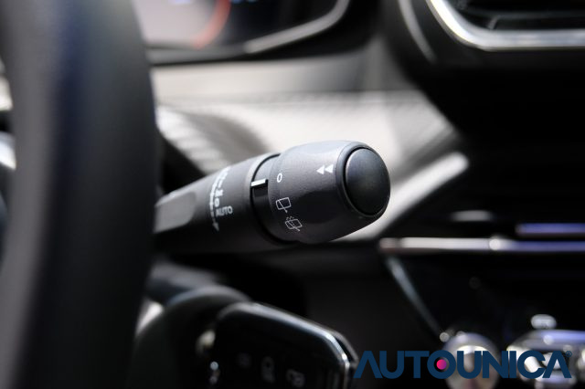 PEUGEOT 2008 usata, con Chiusura centralizzata telecomandata