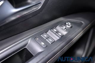 PEUGEOT 5008 usata, con Sensore di luce