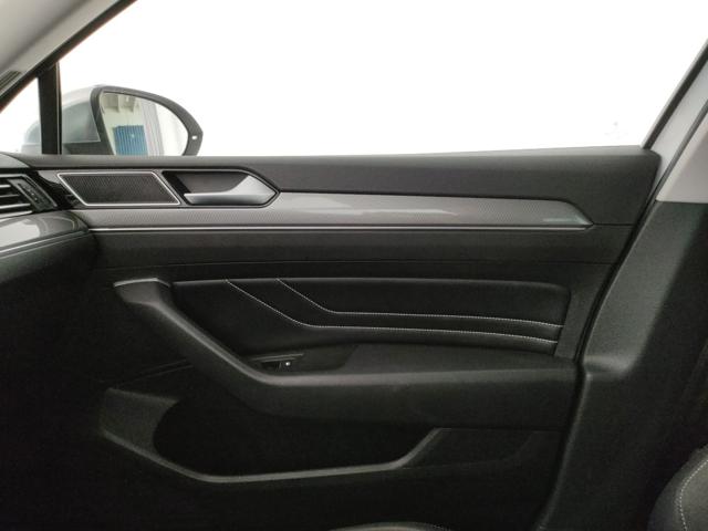 VOLKSWAGEN Passat Alltrack usata, con Sedile posteriore sdoppiato