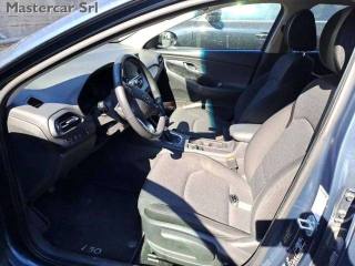 HYUNDAI i30 usata, con Autoradio
