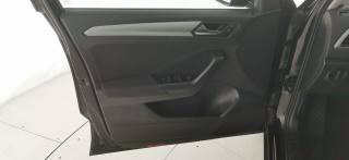 VOLKSWAGEN T-Roc usata 62