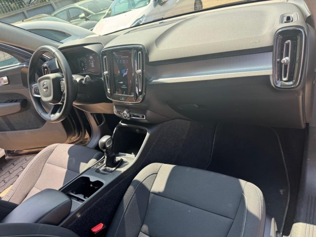 VOLVO XC40 usata, con Portellone posteriore elettrico