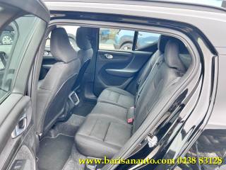 VOLVO XC40 usata, con Autoradio