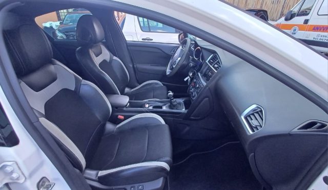 DS AUTOMOBILES DS 4 usata, con ESP