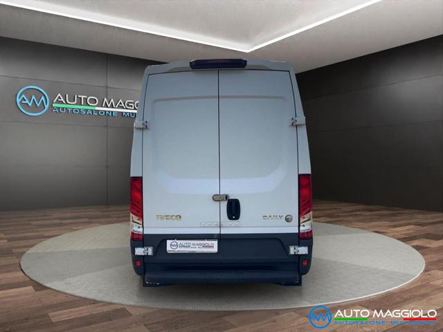 IVECO Daily usata, con Boardcomputer