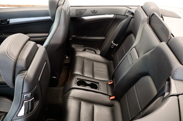 MERCEDES-BENZ E 200 usata, con Cronologia tagliandi