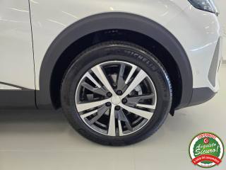 PEUGEOT 3008 usata 27