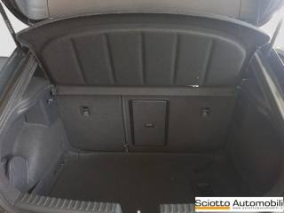 SEAT Leon usata, con Bracciolo