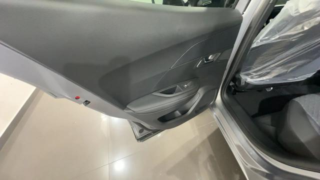 PEUGEOT 2008 usata, con Airbag testa