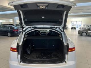 JAGUAR E-Pace usata 13