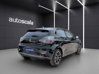 RENAULT Clio usata, con Alzacristalli elettrici