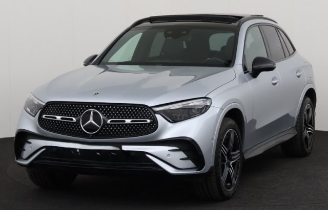 MERCEDES-BENZ GLC 300 usata, con Airbag