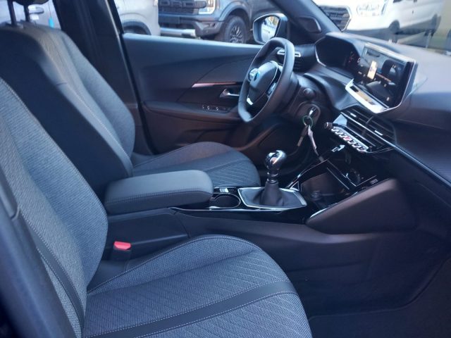 PEUGEOT 2008 usata, con Specchietti laterali elettrici