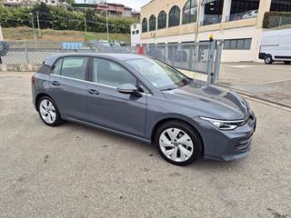 VOLKSWAGEN Golf usata, con Autoradio