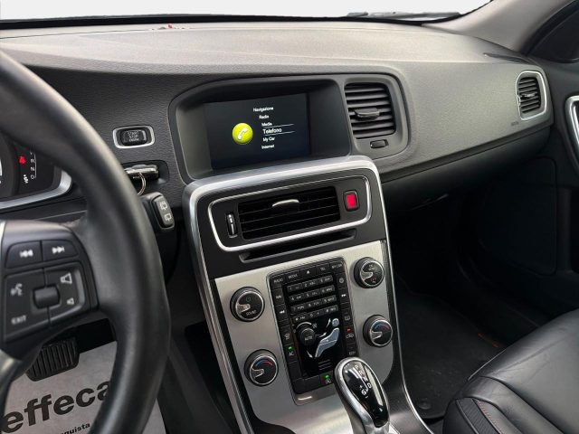 VOLVO V60 usata, con Controllo automatico clima